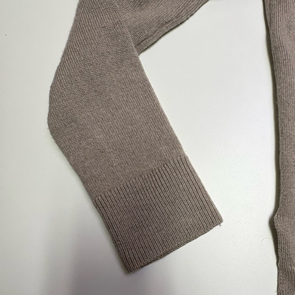 Babaton By Aritzia Womens Large Soft Brown 100% Merino Wool Crewneck Sweater Lux - Picture 2 of 9